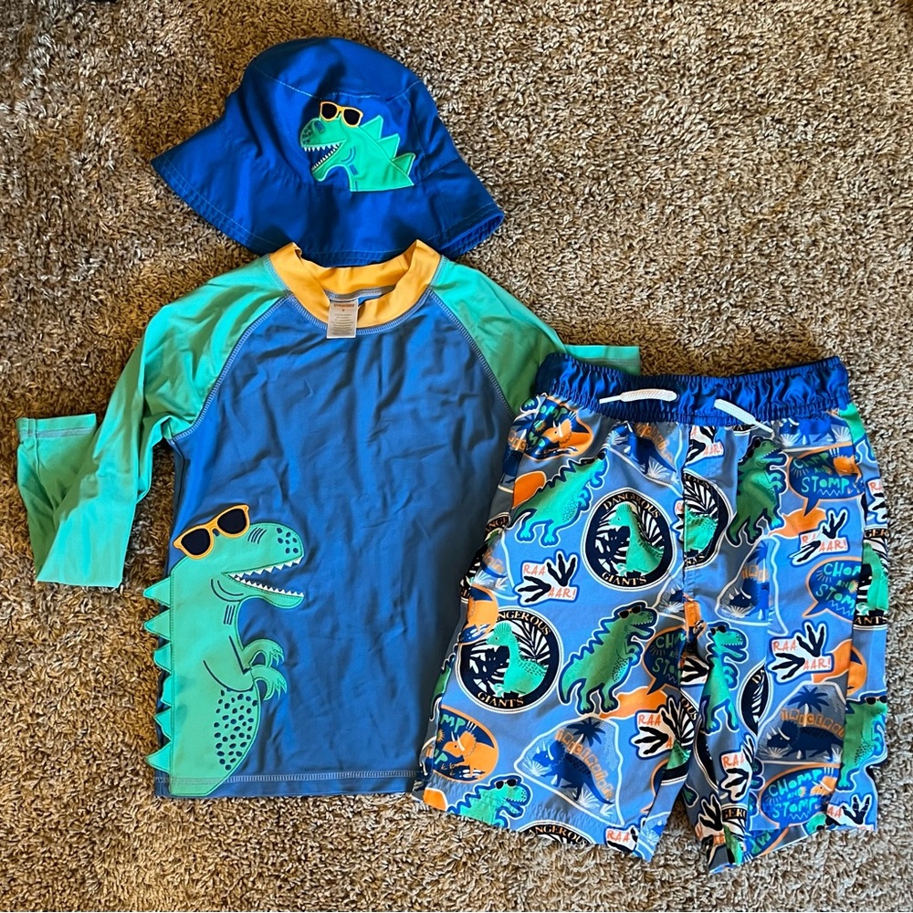 Gymboree Swim Set: Sun Hat, Rash guard and swim trunks size 8